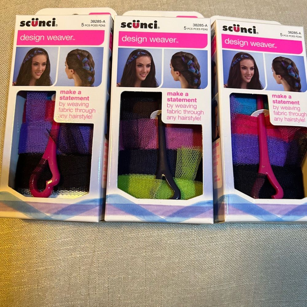 Scunci Hair Accessories- Set of 3
